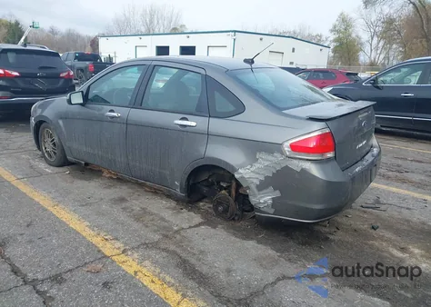 2011 Ford Focus Se z USA, uszkodzony, nr VIN 1FAHP3FN5BW131143